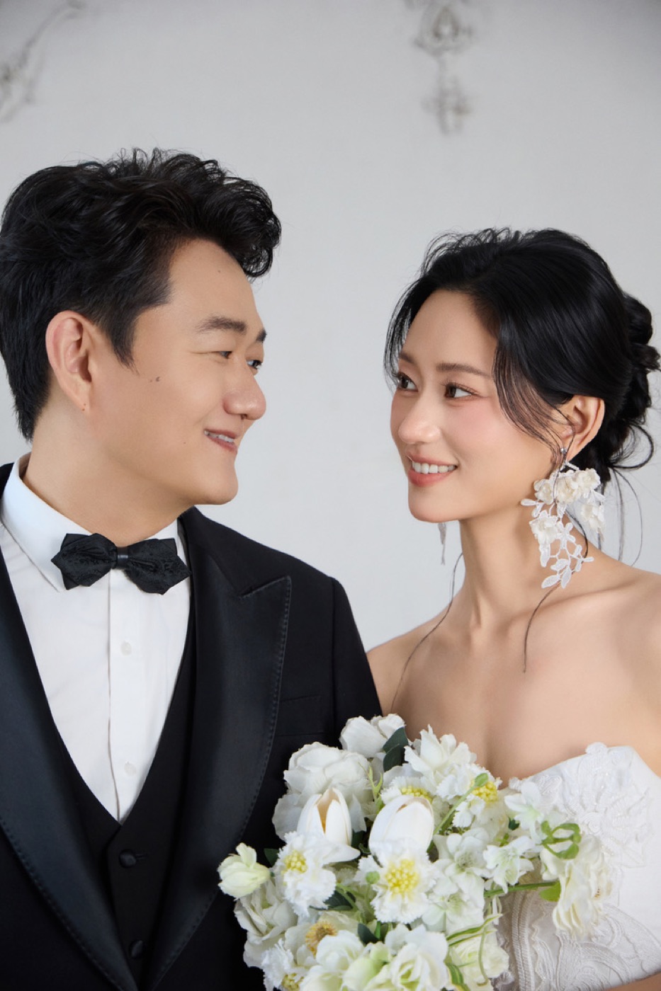 婚纱照片滚轮一