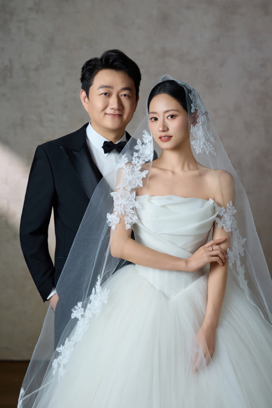婚纱照片滚轮二